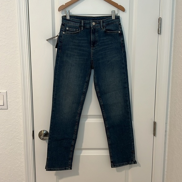 NWT Massimo Dutti High Rise Ankle Cropped Split Hem Medium Wash Jeans Size 2 - Picture 1 of 12